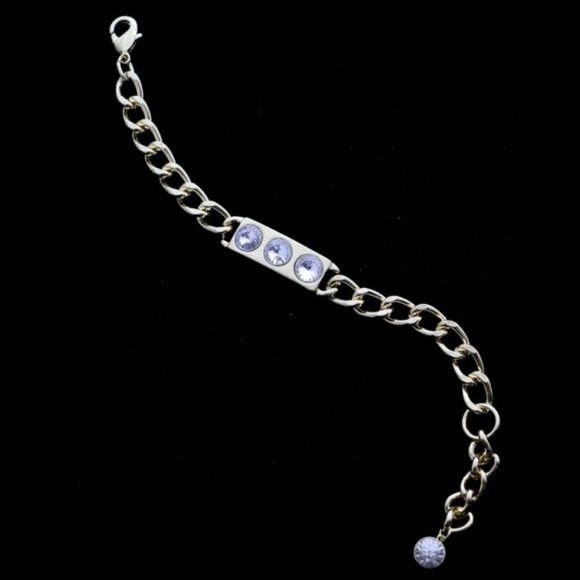 Lane Bryant Jewelry - Lane Bryant gold link clasp bracelet with crystals